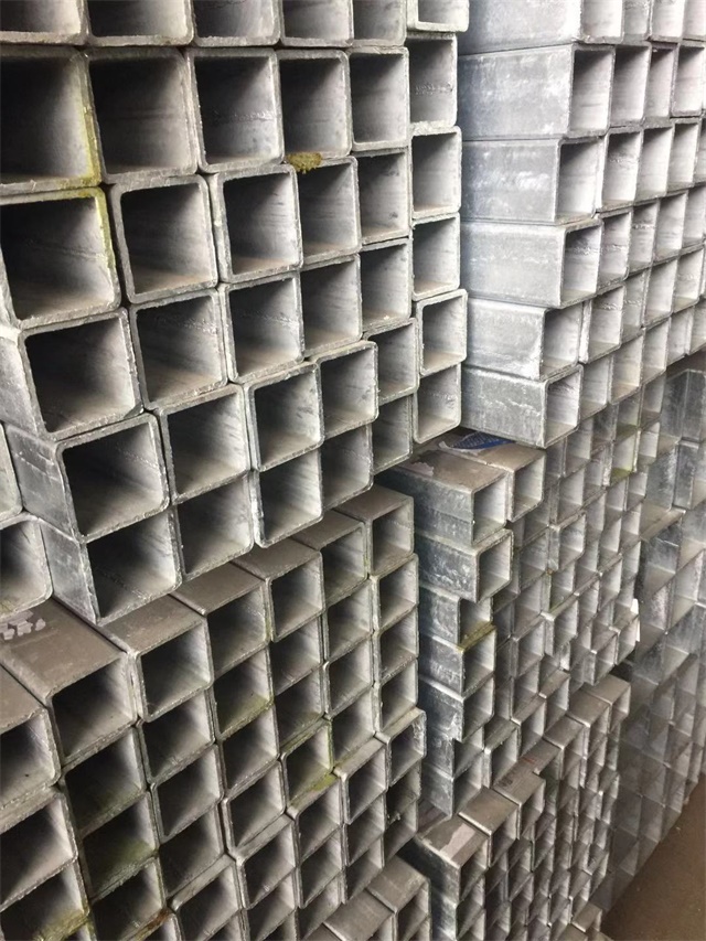 低合金 Q355B 金台金台金台镀锌无缝方管 工程专用无缝金台金台金台镀锌方管